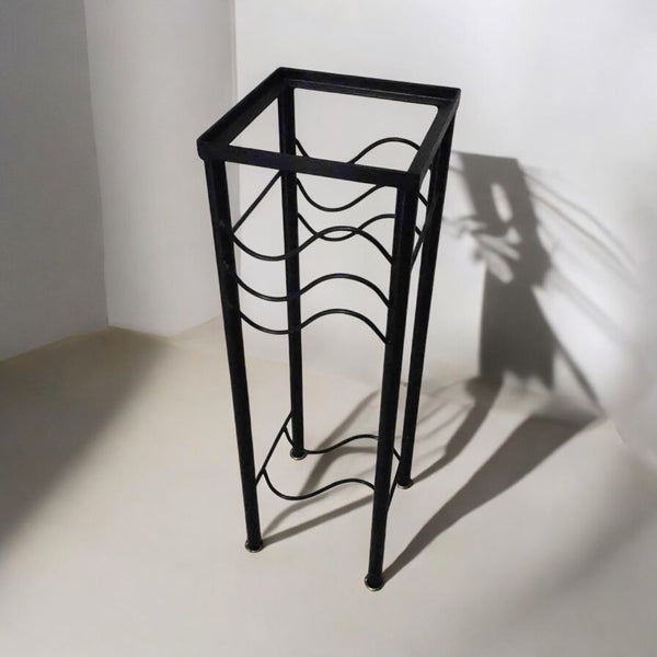Base cuadrada mediana  de metal para nano acuarios 30cm  x 30 cm x 70cm